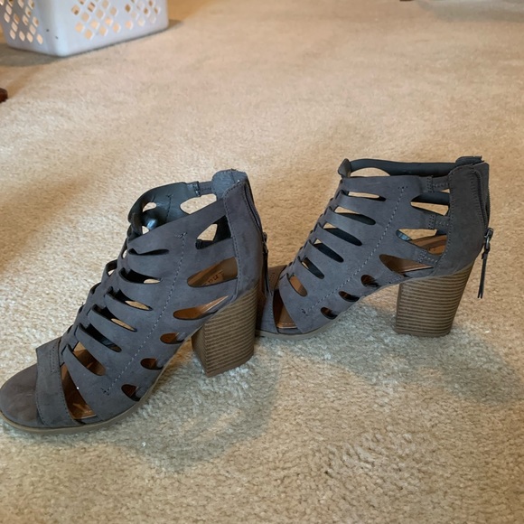 Indigo Rd Heels - Picture 2 of 7